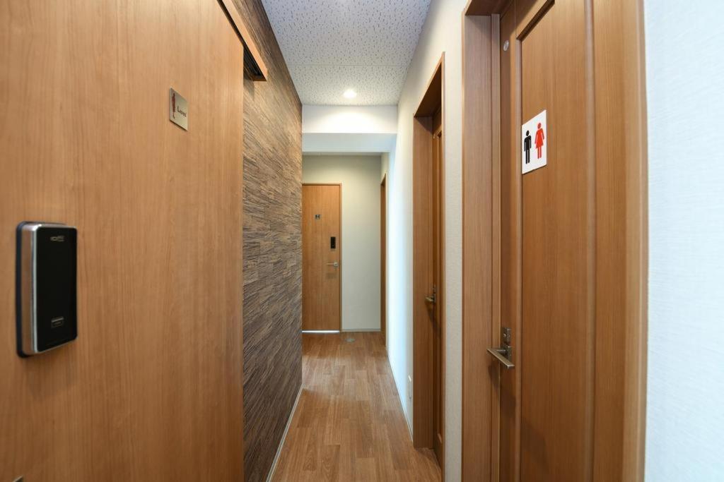 Mash Cafe & Bed Akihabara Vandrarhem Tokyo prefektur Exteriör bild