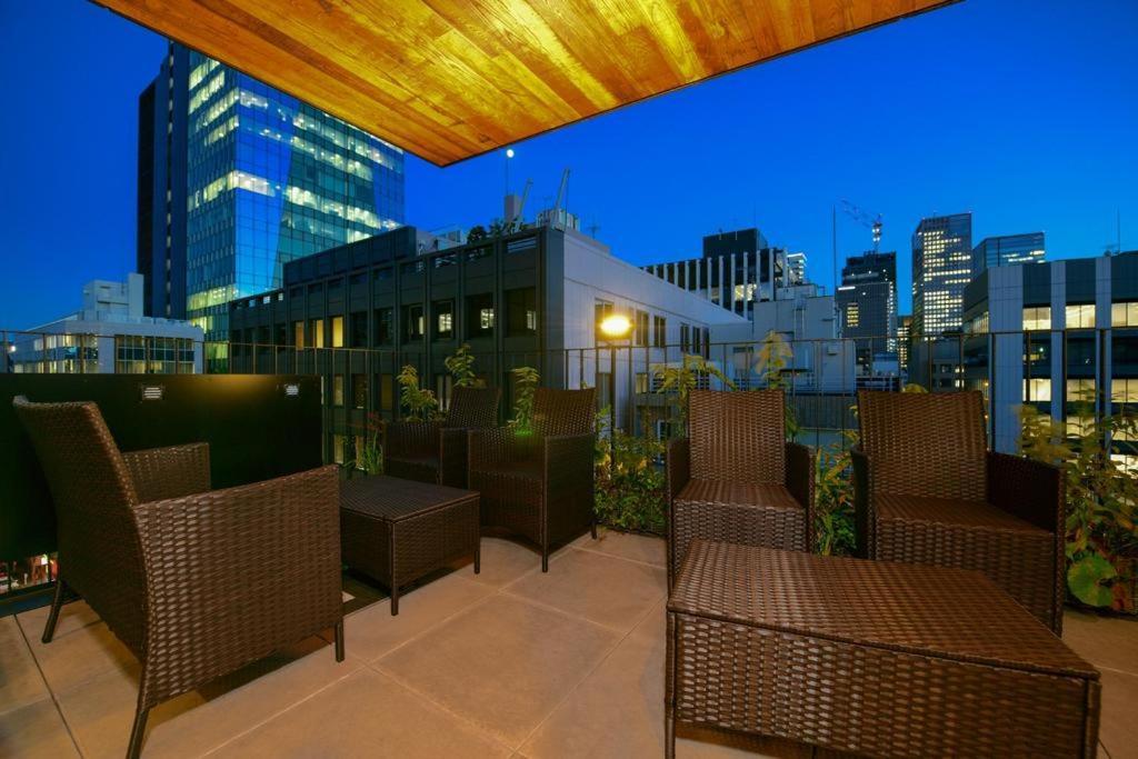 Mash Cafe & Bed Akihabara Vandrarhem Tokyo prefektur Exteriör bild
